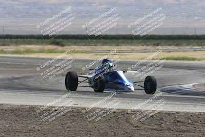 media/Jun-01-2024-CalClub SCCA (Sat) [[0aa0dc4a91]]/Group 4/Race/